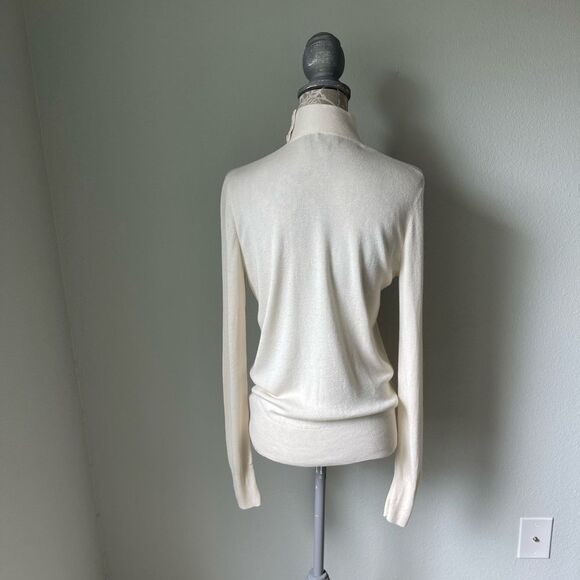 Theory Silk Cashmere Tie V-Neck Pullover - Picture 4 of 10